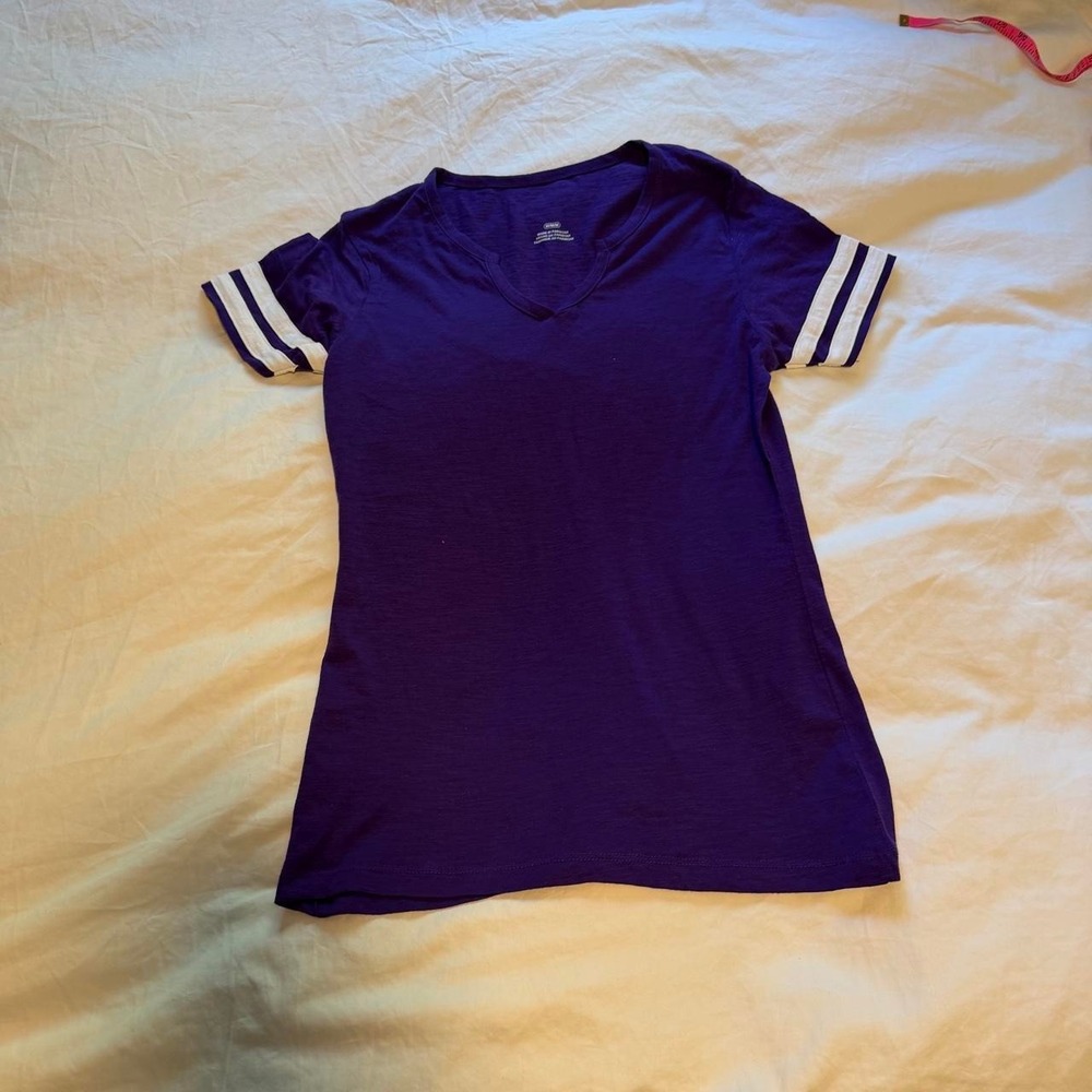 Purple Varsity Stripe V Neck Tee Size M Free With Bundle
